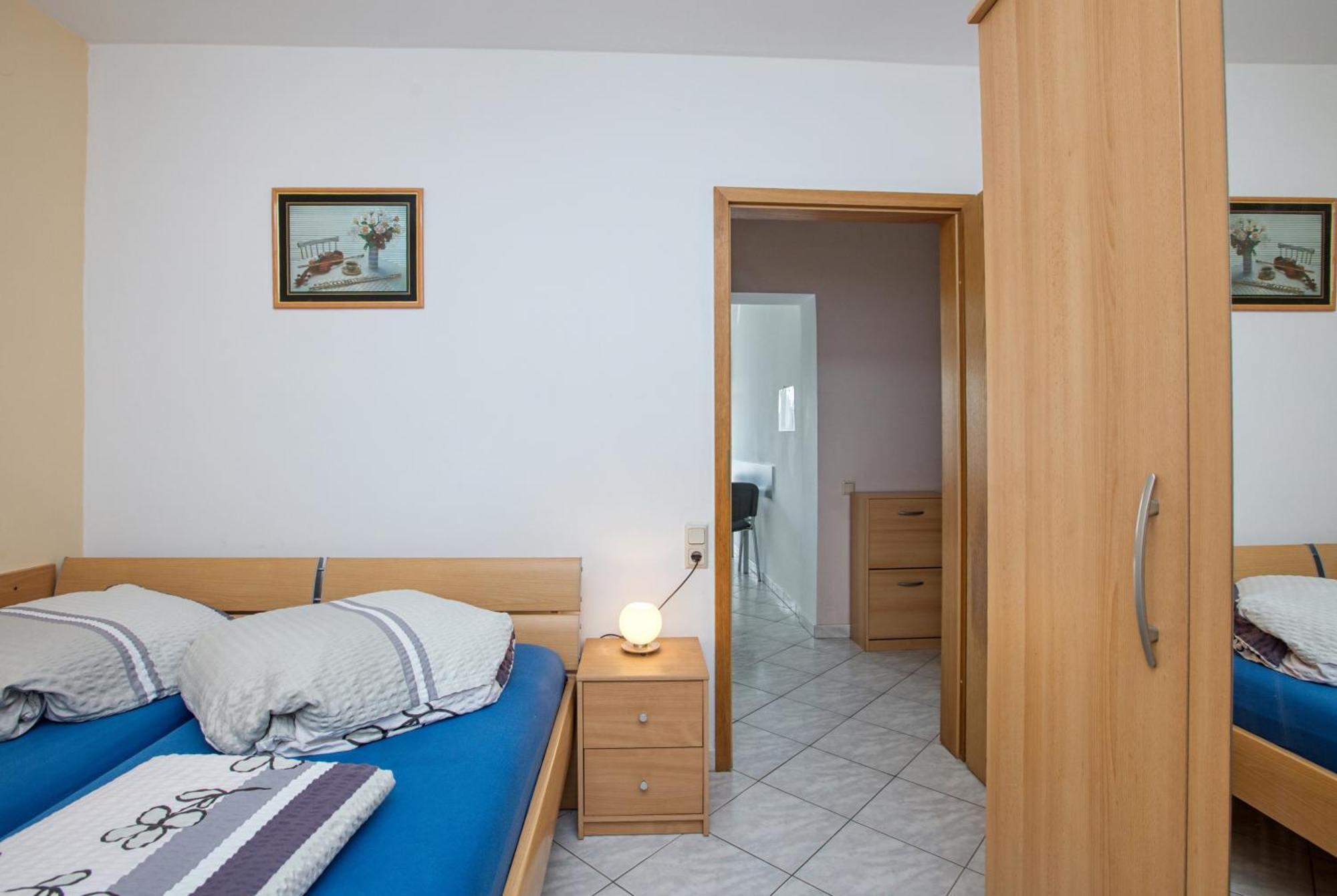 Apartments With A Parking Space Vodice - 6178 Номер фото