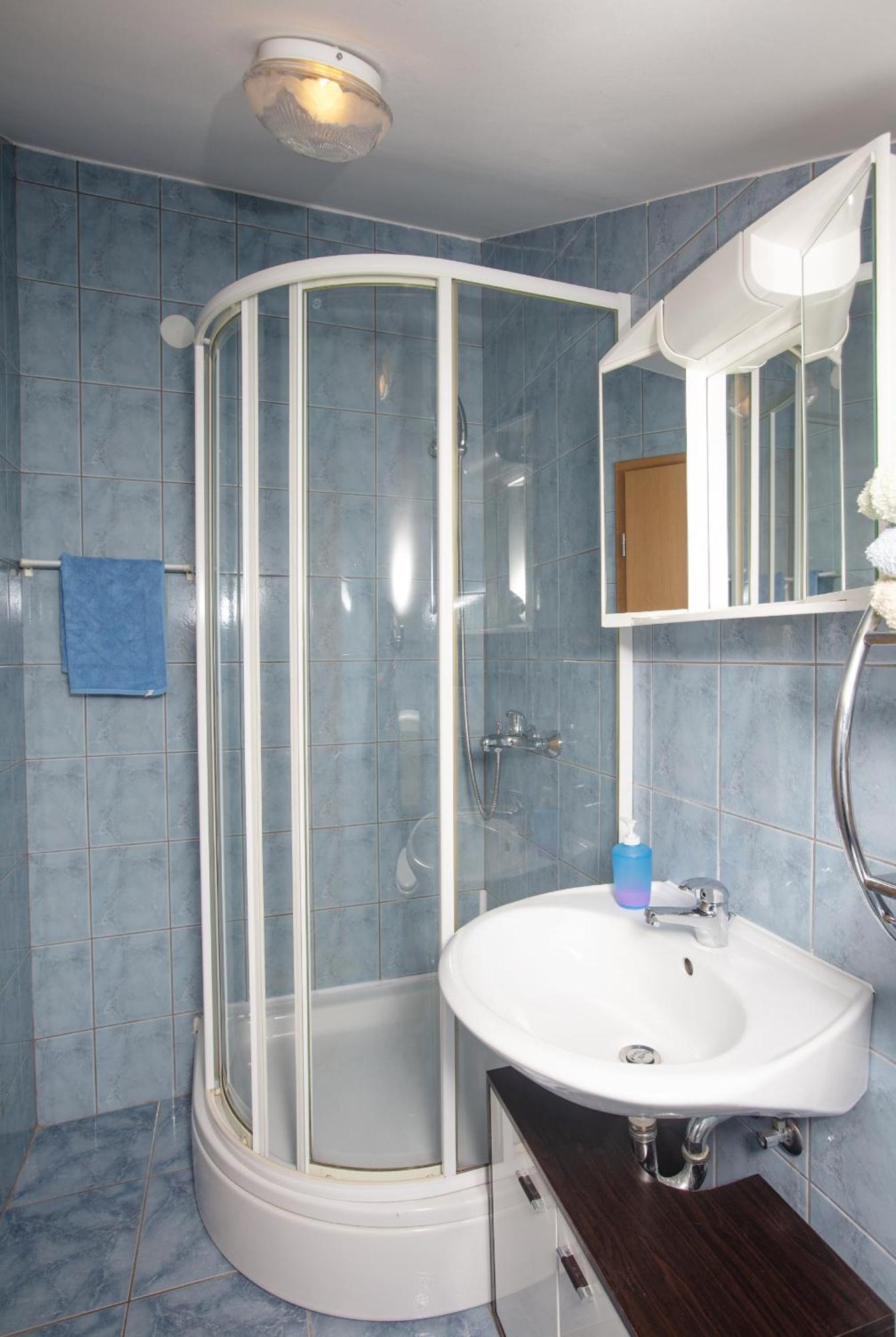 Apartments With A Parking Space Vodice - 6178 Номер фото